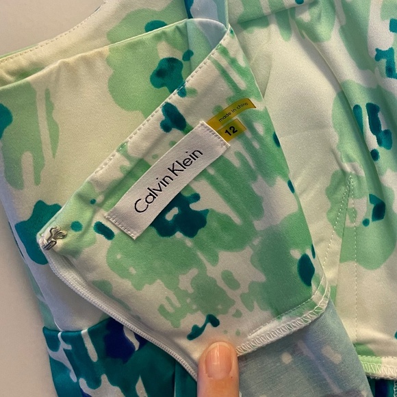 Calvin Klein Dress Size 12 - Picture 5 of 10